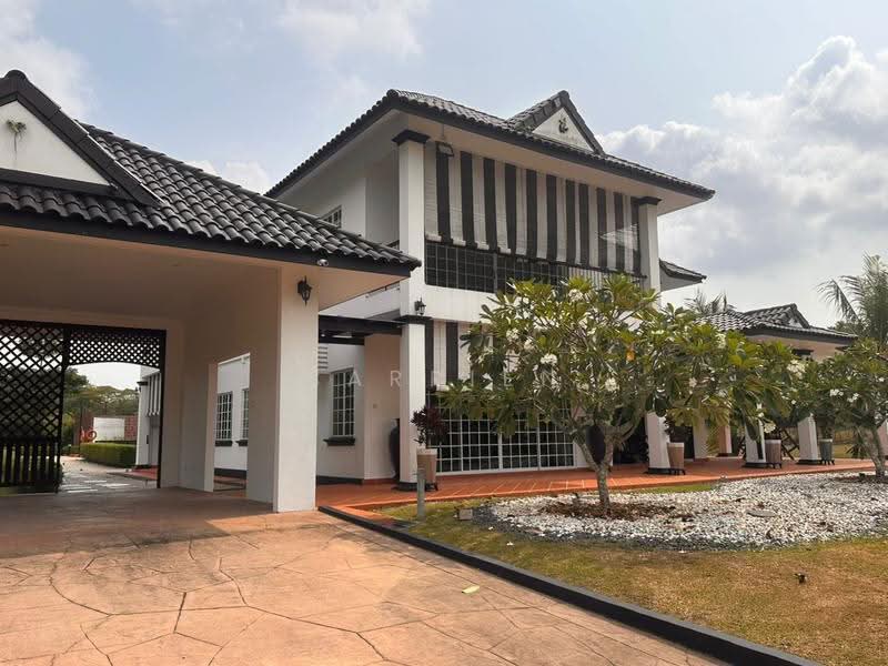 Bungalow House for Sale in Leisure Farm (Gelang Patah) - Carrien Siow - Exterior - PropertyGuru.com.my
