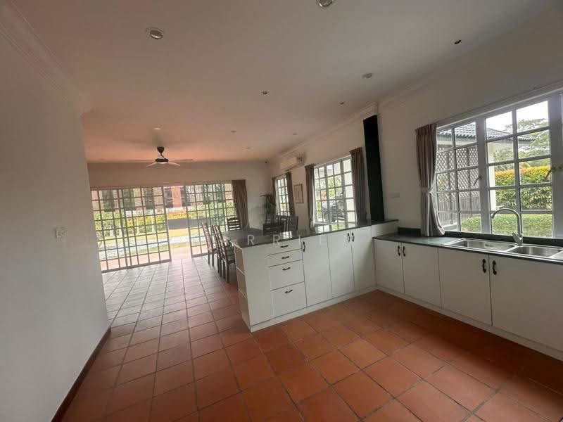 Bungalow House for Sale in Leisure Farm (Gelang Patah) - Carrien Siow - Kitchen - PropertyGuru.com.my