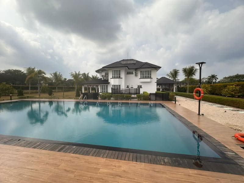 Bungalow House for Sale in Leisure Farm (Gelang Patah) - Carrien Siow - Exterior - PropertyGuru.com.my