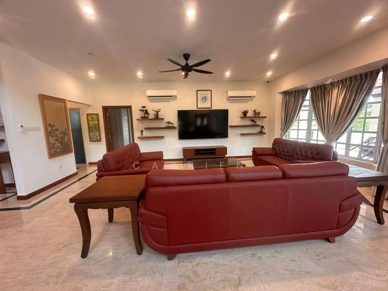 Bungalow House for Sale in Leisure Farm (Gelang Patah) - Carrien Siow - Living Room - PropertyGuru.com.my