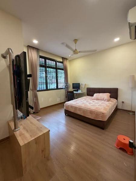 Rumah Teres untuk Dijual di Taman Desa Tebrau (Tebrau) - Jeffrey Lim - Bedroom - PropertyGuru.com.my