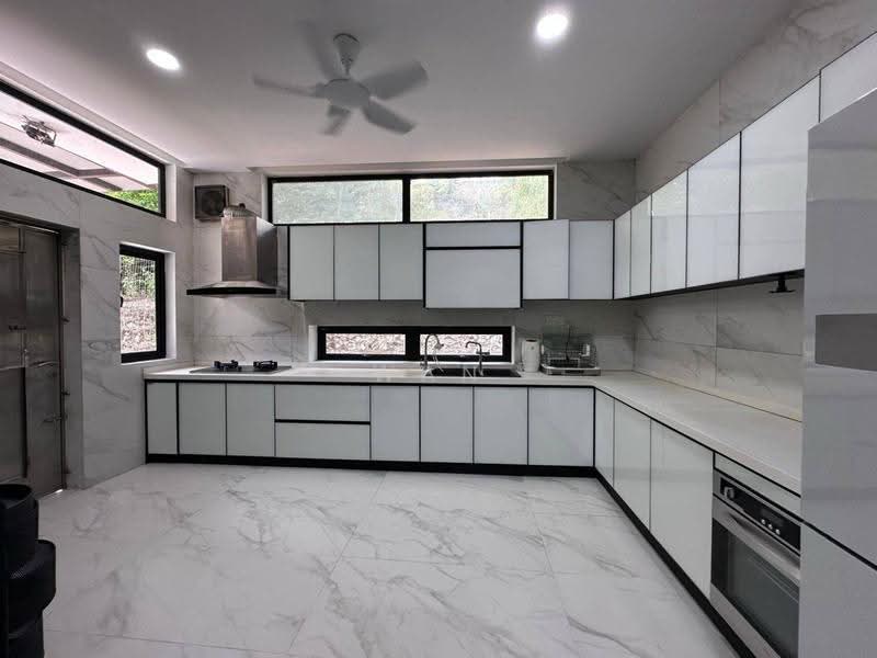 Semi-Detached House for Rent in Taman Nusa Idaman (Iskandar Puteri (Nusajaya)) - Wan Ning - Kitchen - PropertyGuru.com.my