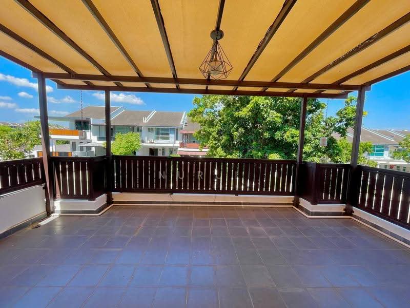 Rumah Teres 2-Tingkat untuk Dijual di Kajang (Selangor) - Nurul Naemah - Balcony - PropertyGuru.com.my