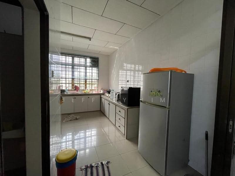 2-storey Terraced House for Sale in Taman Skudai Baru (Skudai) - Jeffrey Lim - Kitchen - PropertyGuru.com.my