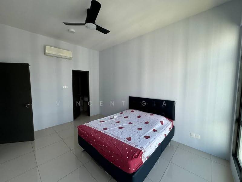 Service Residence for Sale at 8Scape Residence @ Sutera - Vincent Gian - Bedroom - PropertyGuru.com.my