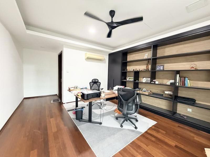 Bungalow House untuk Dijual di Sungai Long (Bandar Sungai Long) - Aivan Ng - Study - PropertyGuru.com.my