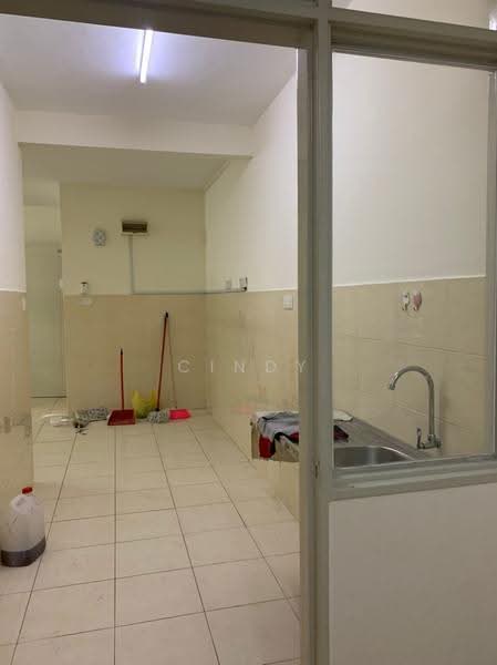 Kondominium untuk Dijual di Platinum Lake PV 13 - Cindy Chuah - Kitchen - PropertyGuru.com.my
