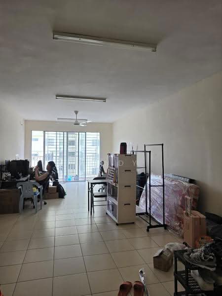 Kondominium untuk Dijual di Platinum Lake PV 13 - Cindy Chuah - Living Room - PropertyGuru.com.my