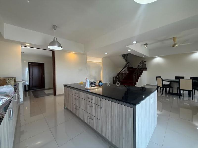 Semi-Detached House for Sale in Ukay Perdana (Ulu Kelang) - Yumiko Kew - Kitchen - PropertyGuru.com.my