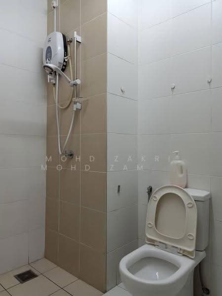 Condominium for Sale at The Wharf Residence - Mohd Zakri Mohd Zamberi - Bathroom - PropertyGuru.com.my