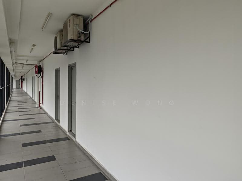 Shop for Rent in Seri Kembangan (Selangor) - Denise Wong - Corridor - PropertyGuru.com.my