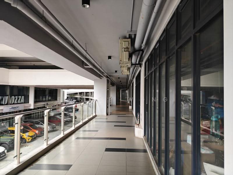 Shop for Rent in Seri Kembangan (Selangor) - Denise Wong - Corridor - PropertyGuru.com.my