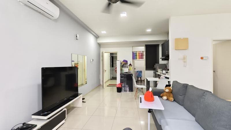 Kondominium untuk Disewa di Fairway Suites - Jercy Ten - Living Room - PropertyGuru.com.my