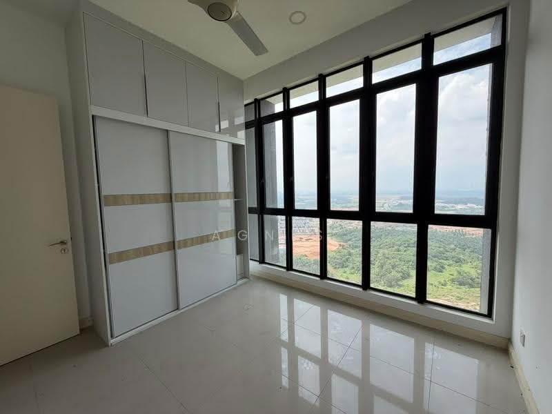 Kediaman Servis untuk Dijual di D'Pristine - Agnes Boo - Bedroom - PropertyGuru.com.my