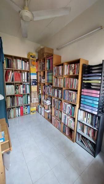 Rumah Teres 2-Tingkat untuk Dijual di Taman Bukit Subang (Shah Alam) - Angeline S B Lau - Study - PropertyGuru.com.my