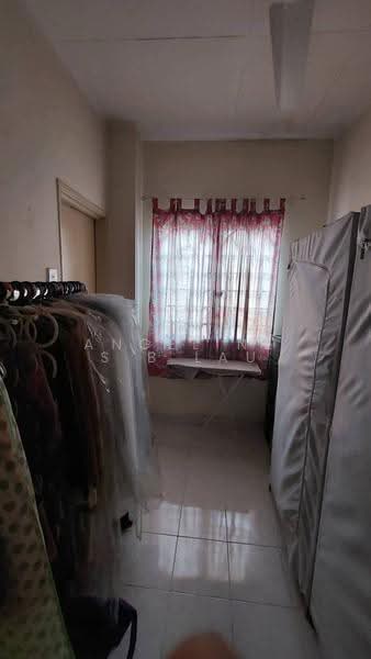 Rumah Teres 2-Tingkat untuk Dijual di Taman Bukit Subang (Shah Alam) - Angeline S B Lau - Interior - PropertyGuru.com.my