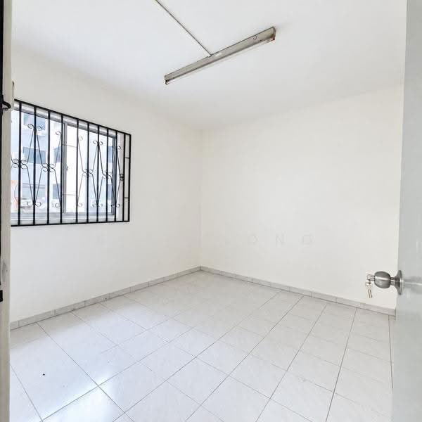 Flat for Sale at Bandar Selesa Jaya - Bess Wong - PropertyGuru.com.my