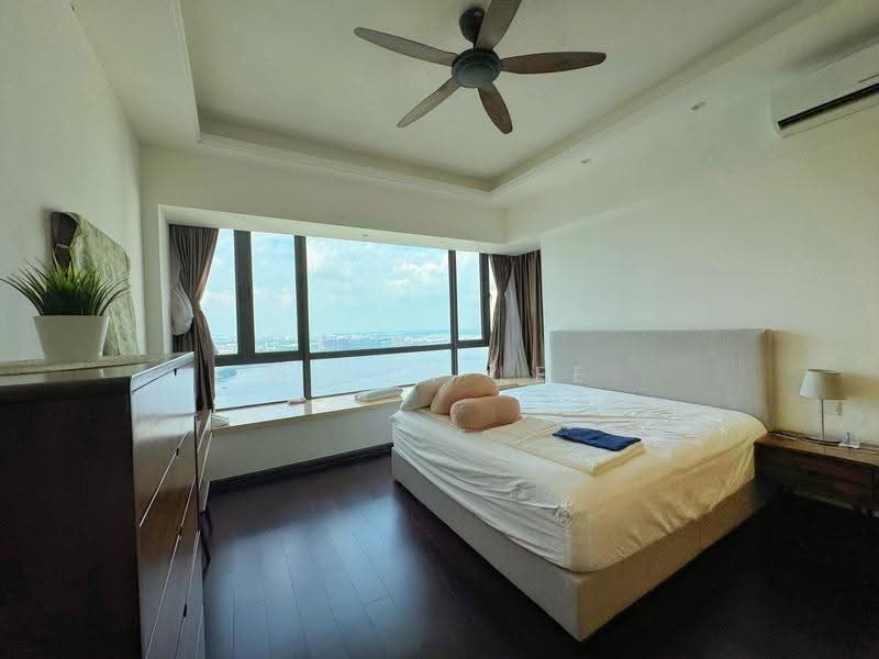 Kediaman Servis untuk Dijual di R&F Princess Cove Phase 1 - Mindy Lee - Bedroom - PropertyGuru.com.my