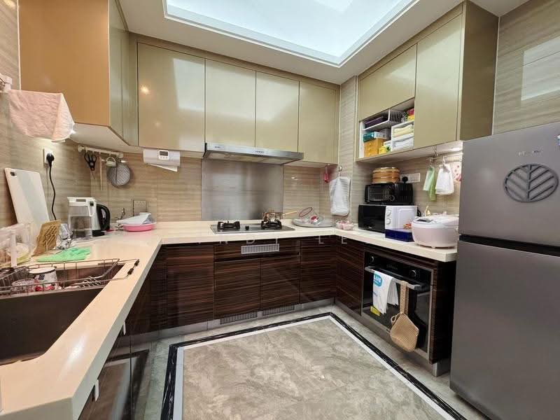 Kediaman Servis untuk Dijual di R&F Princess Cove Phase 1 - Mindy Lee - Kitchen - PropertyGuru.com.my