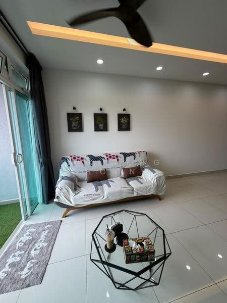 Kediaman Servis untuk Dijual di D'Suites Akasia Horizon @ Horizon Hills - Suk Teng Choong - Living Room - PropertyGuru.com.my