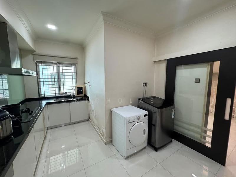 Rumah Teres 2.5-Tingkat untuk Dijual di Taman Bunga Melor (Klang) - Nicholas Ooi - Kitchen - PropertyGuru.com.my