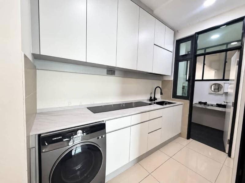 Service Residence for Sale at 8Scape Residence @ Sutera - Pauline Ng - Kitchen - PropertyGuru.com.my
