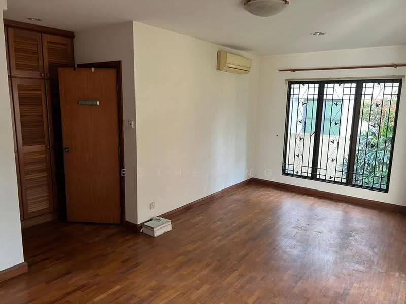 Bungalow House untuk Dijual di Bukit Gita Bayu (Seri Kembangan) - Esther Ng - Bedroom - PropertyGuru.com.my
