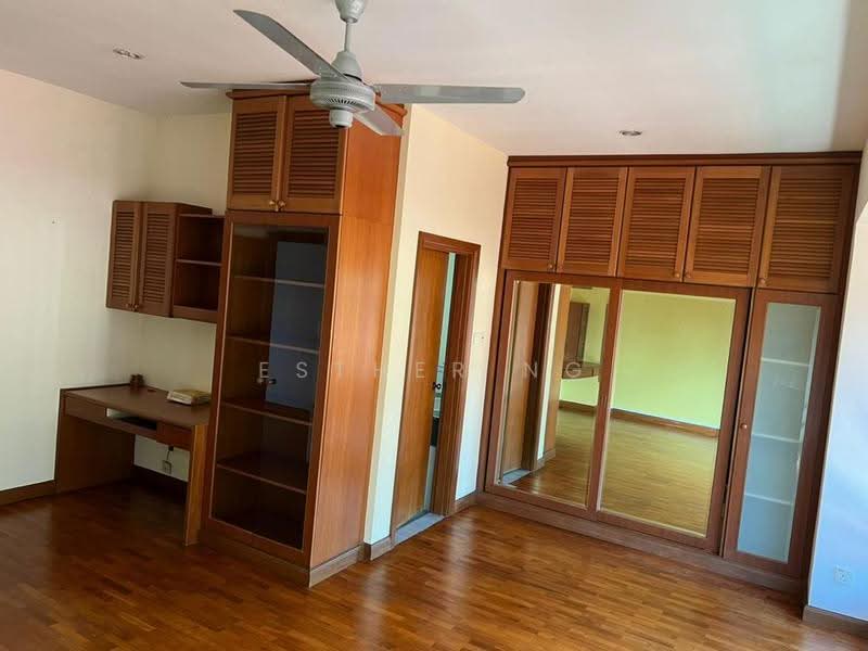 Bungalow House untuk Dijual di Bukit Gita Bayu (Seri Kembangan) - Esther Ng - Study - PropertyGuru.com.my