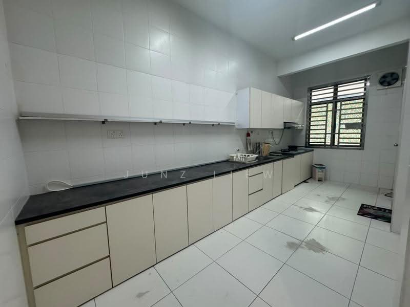 2-storey Terraced House for Sale in Taman Dato Onn (Johor Bahru) - Junz Liew - Kitchen - PropertyGuru.com.my