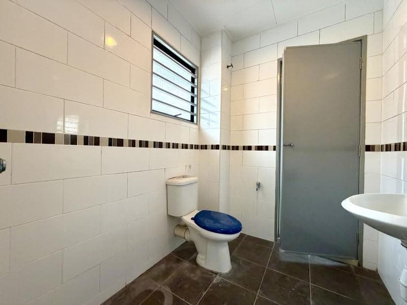 2-storey Terraced House for Sale in Taman Cheras Vista (Cheras) - Yumiko Kew - Bathroom - PropertyGuru.com.my
