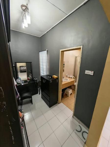 Rumah Teres 2-Tingkat untuk Dijual di Bukit Jelutong (Shah Alam) - Justin Voon - Interior - PropertyGuru.com.my