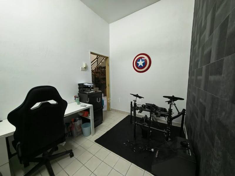 Rumah Teres 2-Tingkat untuk Dijual di Bukit Jelutong (Shah Alam) - Justin Voon - Study - PropertyGuru.com.my