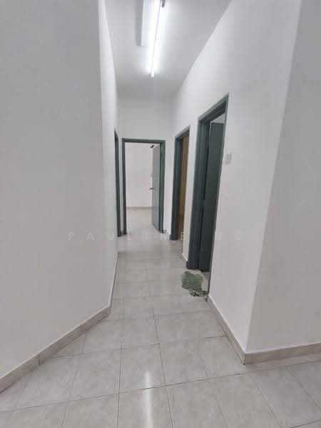 Apartment for Sale at Vista Seri Alam - Pauline Ng - Corridor - PropertyGuru.com.my