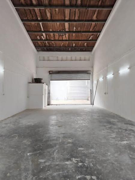 Factory for Sale in Taman Industri Jaya (Skudai) - James Bong - Interior - PropertyGuru.com.my