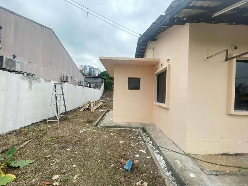 Bungalow House untuk Dijual di Bandar Dato Onn (Johor Bahru) - Pauline Ng - Exterior - PropertyGuru.com.my