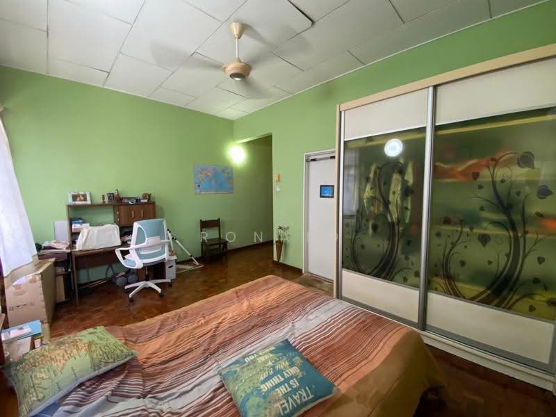 Bungalow House untuk Dijual di Minden Heights (Gelugor) - Ronald Kee - Bedroom - PropertyGuru.com.my