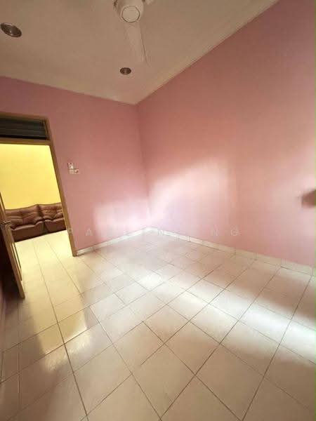 2-storey Terraced House for Rent in Nusa Bestari 2 (Johor Bahru) - Pauline Ng - Living Room - PropertyGuru.com.my