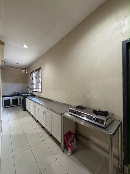 2-storey Terraced House for Rent in Nusa Bestari 2 (Johor Bahru) - Pauline Ng - Kitchen - PropertyGuru.com.my