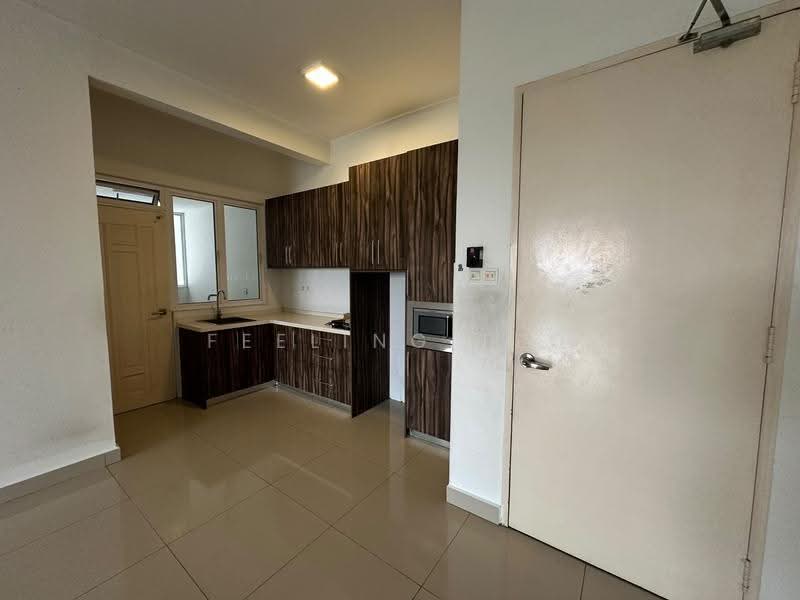 Condominium for Rent at Subang Parkhomes - Feeling Teo - Kitchen - PropertyGuru.com.my