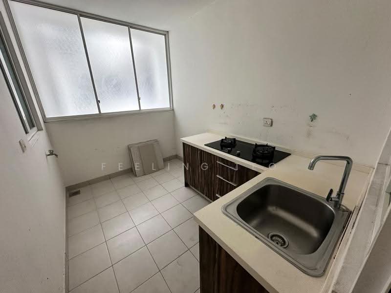 Condominium for Rent at Subang Parkhomes - Feeling Teo - Kitchen - PropertyGuru.com.my