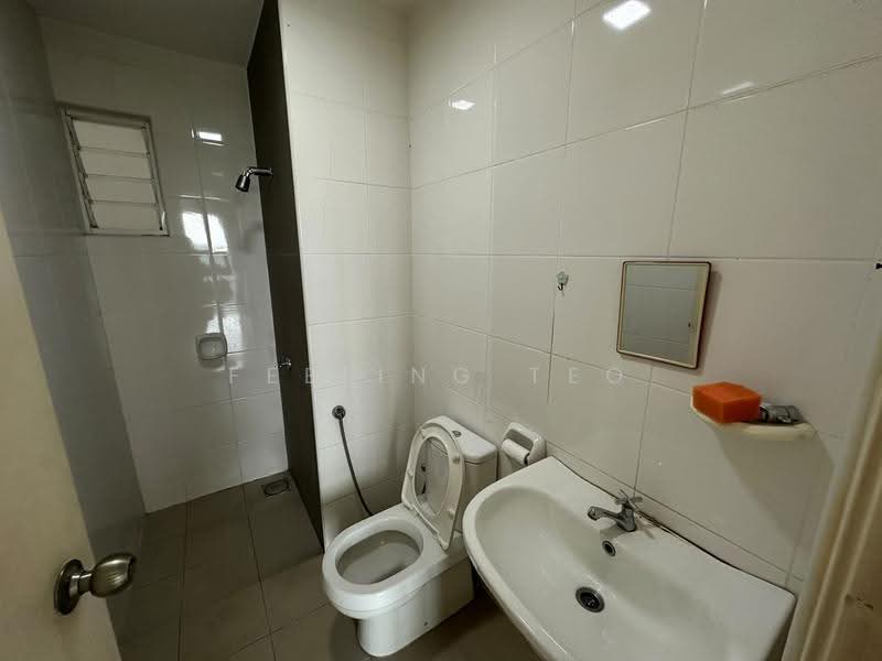 Condominium for Rent at Subang Parkhomes - Feeling Teo - Bathroom - PropertyGuru.com.my