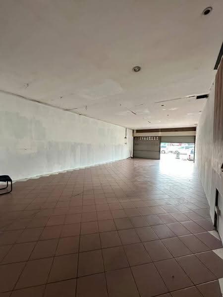 Kedai untuk Disewa di Taman Perling (Perling) - Agnes Boo - Interior - PropertyGuru.com.my