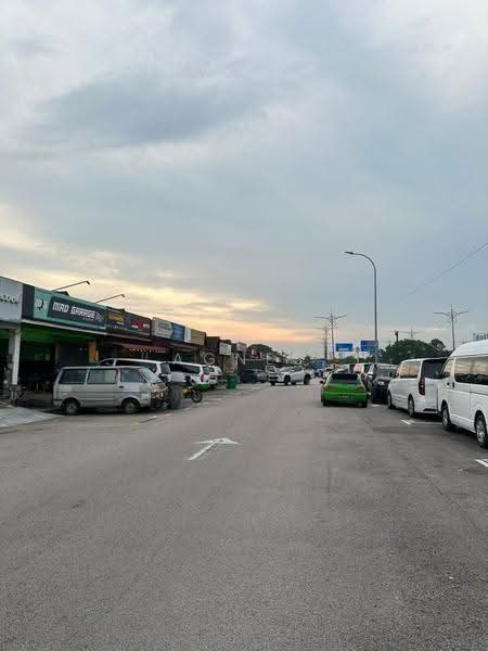 Kedai untuk Disewa di Taman Perling (Perling) - Agnes Boo - Exterior - PropertyGuru.com.my