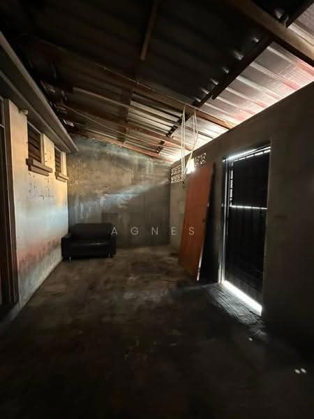 Kedai untuk Disewa di Taman Perling (Perling) - Agnes Boo - Interior - PropertyGuru.com.my