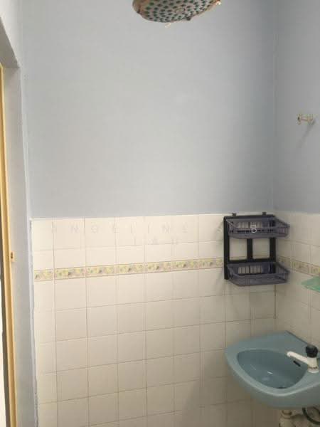 Rumah Teres 2-Tingkat untuk Dijual di Bandar Sri Damansara (Selangor) - Angeline S B Lau - Bathroom - PropertyGuru.com.my