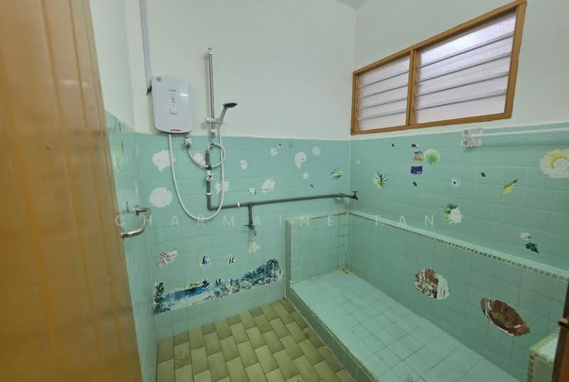 1-storey Terraced House for Sale in Taman Ehsan (Kepong) - Charmaine Tan - Bathroom - PropertyGuru.com.my