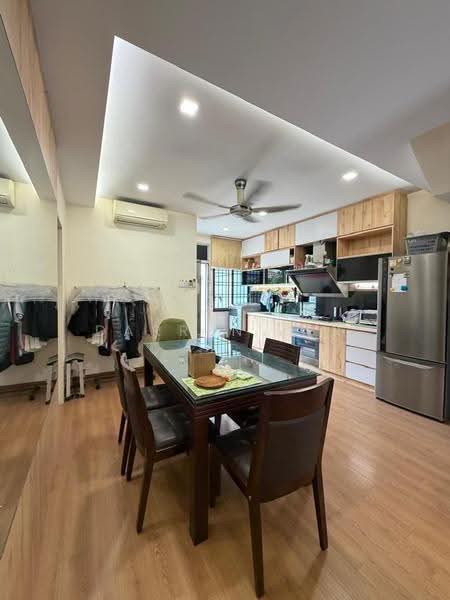 2-storey Terraced House for Sale in Taman Desa Tebrau (Tebrau) - Darren Ler - Dining Room - PropertyGuru.com.my