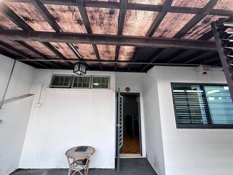 Rumah Teres 2.5-Tingkat untuk Dijual di Taman Bukit Jaya (Ulu Tiram) - Vincent Gian - PropertyGuru.com.my
