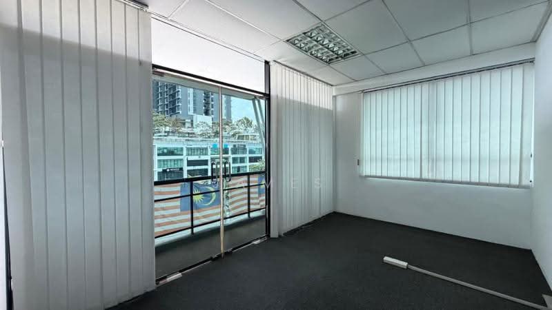 Shop / Office untuk Disewa di Johor Bahru (Johor) - James Bong - Interior - PropertyGuru.com.my
