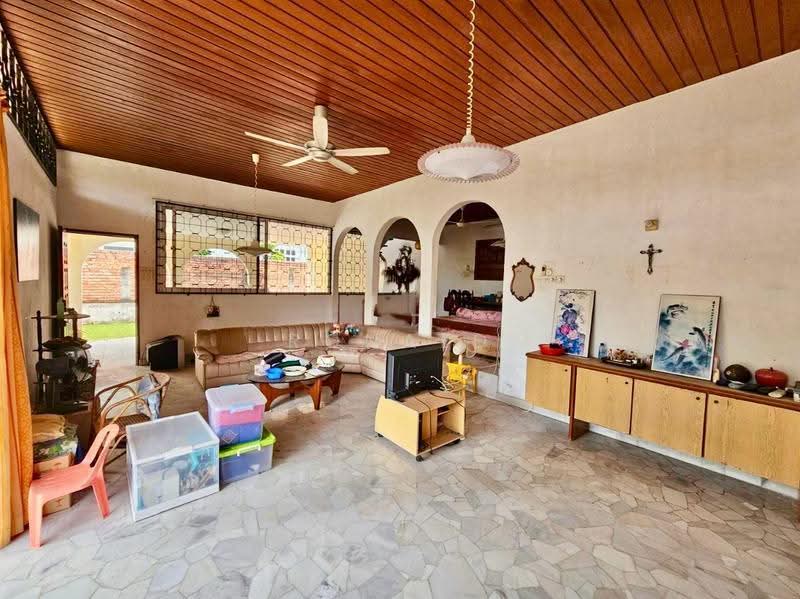 Bungalow House untuk Dijual di Minden Heights (Gelugor) - Ronald Kee - Living Room - PropertyGuru.com.my